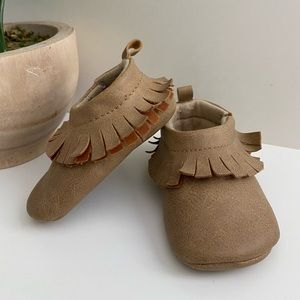 Just One You Made by Carter’s Mocassin 0-3M